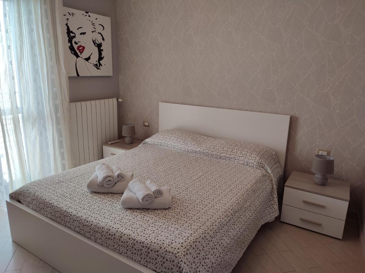 Casa Twins Apartment Бари Екстериор снимка